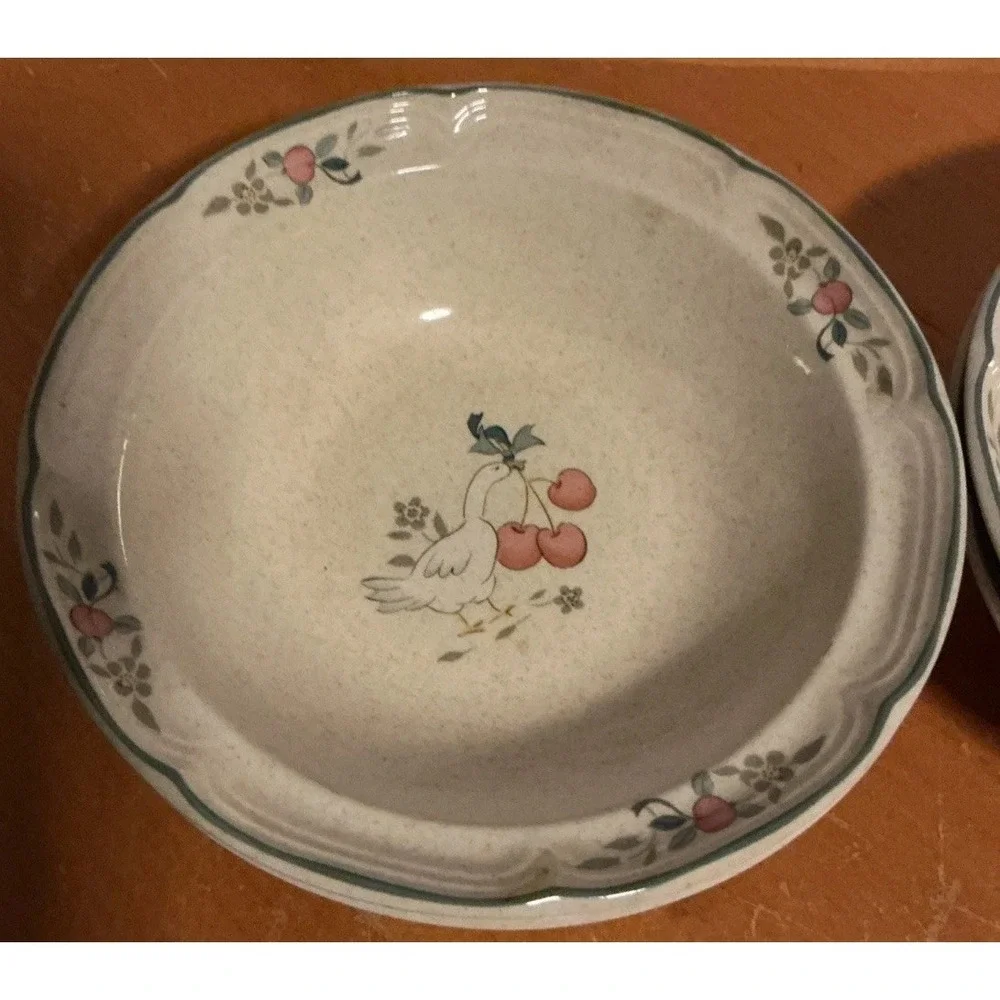 Vintage International Stoneware Marmalade Goose Cherry Cereal Bowls Set of 4